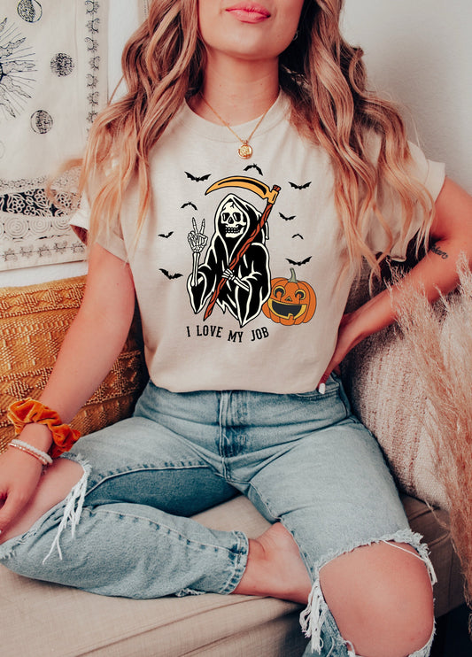 I Love My Job Halloween Shirt - Funny Unisex Tee Skeleton Halloween Shirt