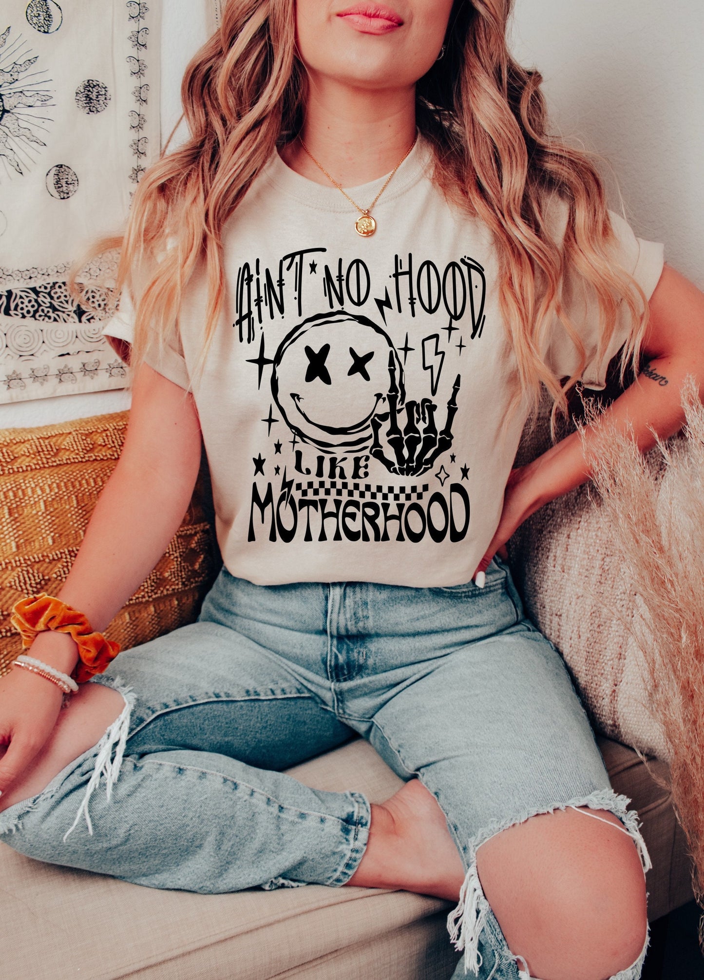 Ain't No Hood Like Motherhood Shirt, Funny Mama Shirt, Funny New Mother Shirt, New Mama Shirt, Gift for New Moms, Mom Gift