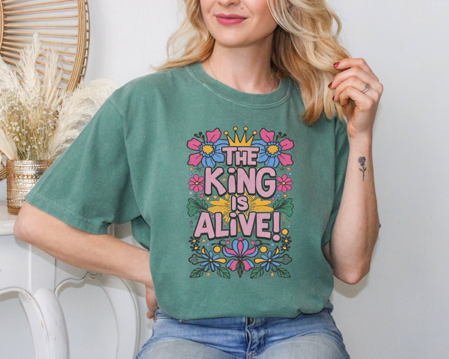 The King is Alive 2 Christian Easter Shirt